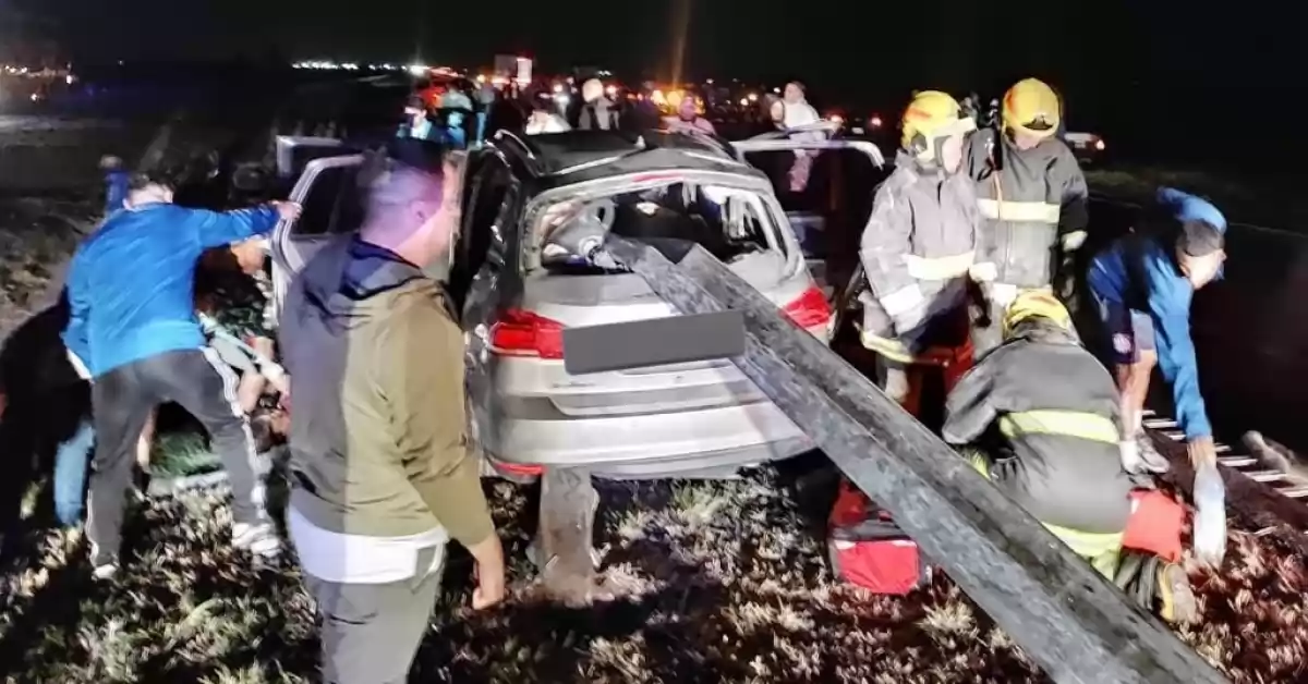Un muerto y cuatro heridos en un impresionante choque en la Autopista Rosario Córdoba