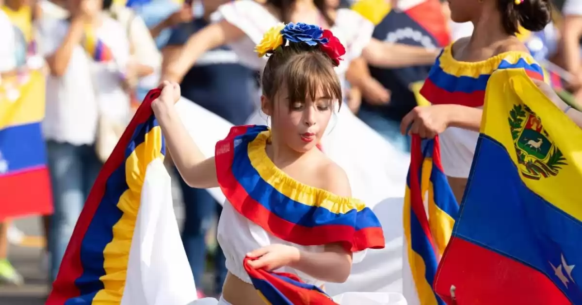 San Lorenzo: se viene la primera edición de la Noche de Venezuela