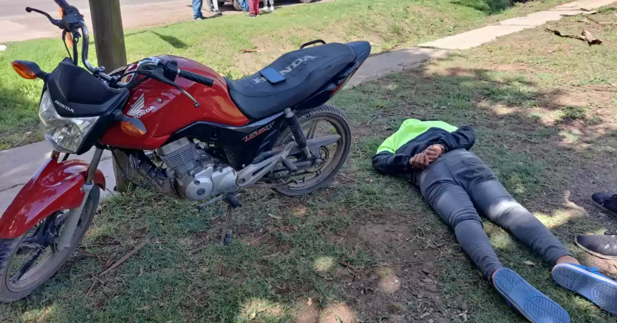Robaron una moto en San Lorenzo y los detuvieron cuando la quisieron vender en Timbúes 
