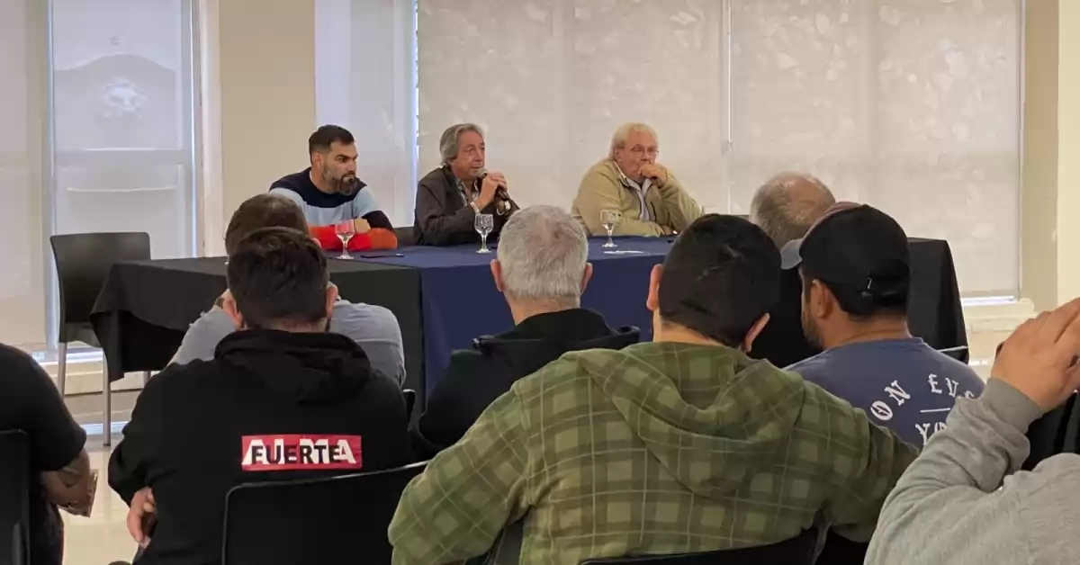 Aceiteros acercó el pedido de recomposición salarial y esperan la respuesta de las empresas