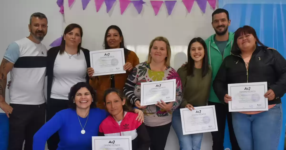 Continúan los cursos de formación en oficio impulsados por Cerdera, Igualando Oportunidades y Casa Pueblo