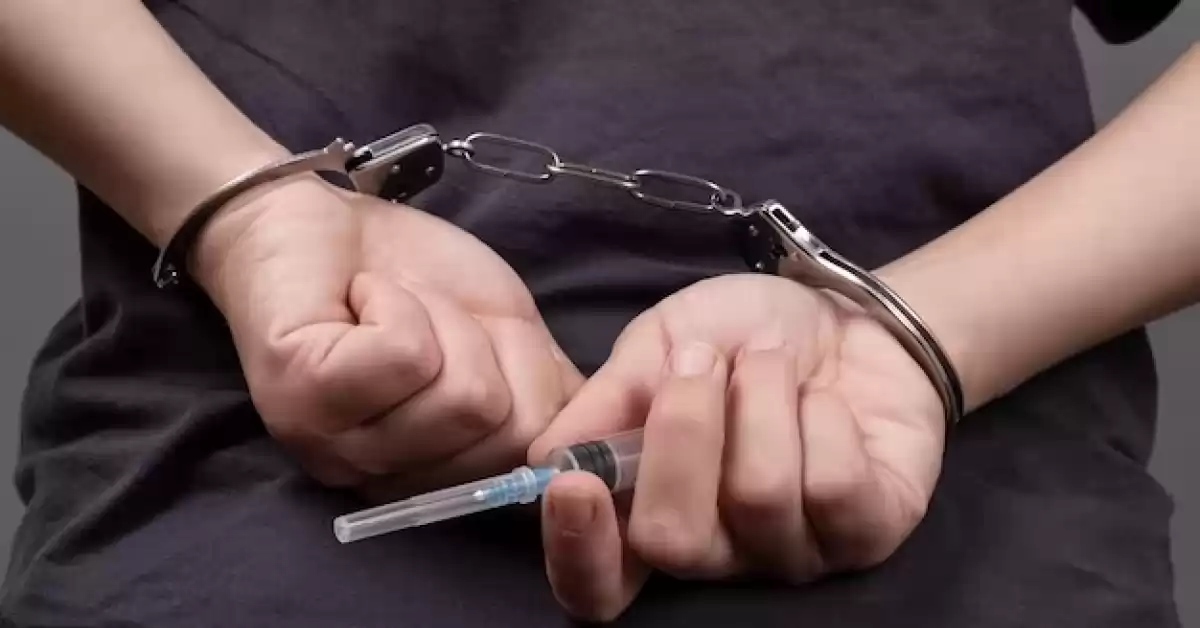 Detuvieron a un hombre por drogar a una joven en el colectivo a la altura de Fray Luis Beltrán