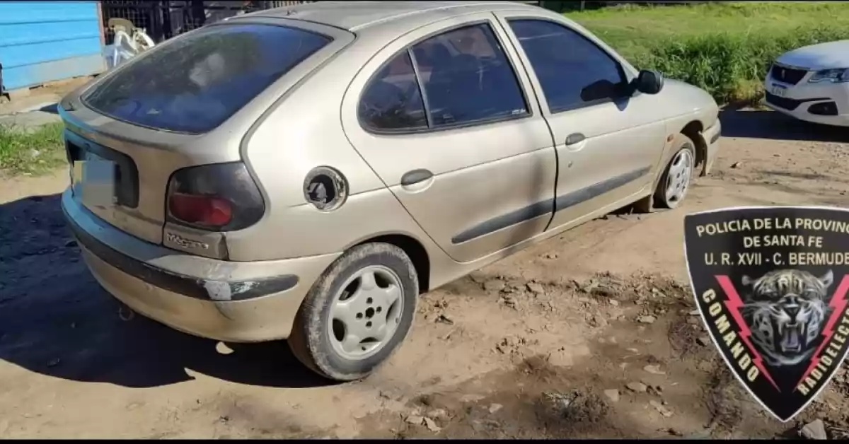 Tras una persecución recuperaron en Baigorria un automóvil que fue robado en Capitán Bermúdez