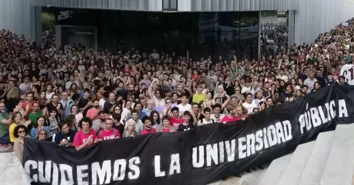 Solo en Capital: El Gobierno y la UBA acordaron un incremento del 300 por ciento en fondos para gastos corrientes