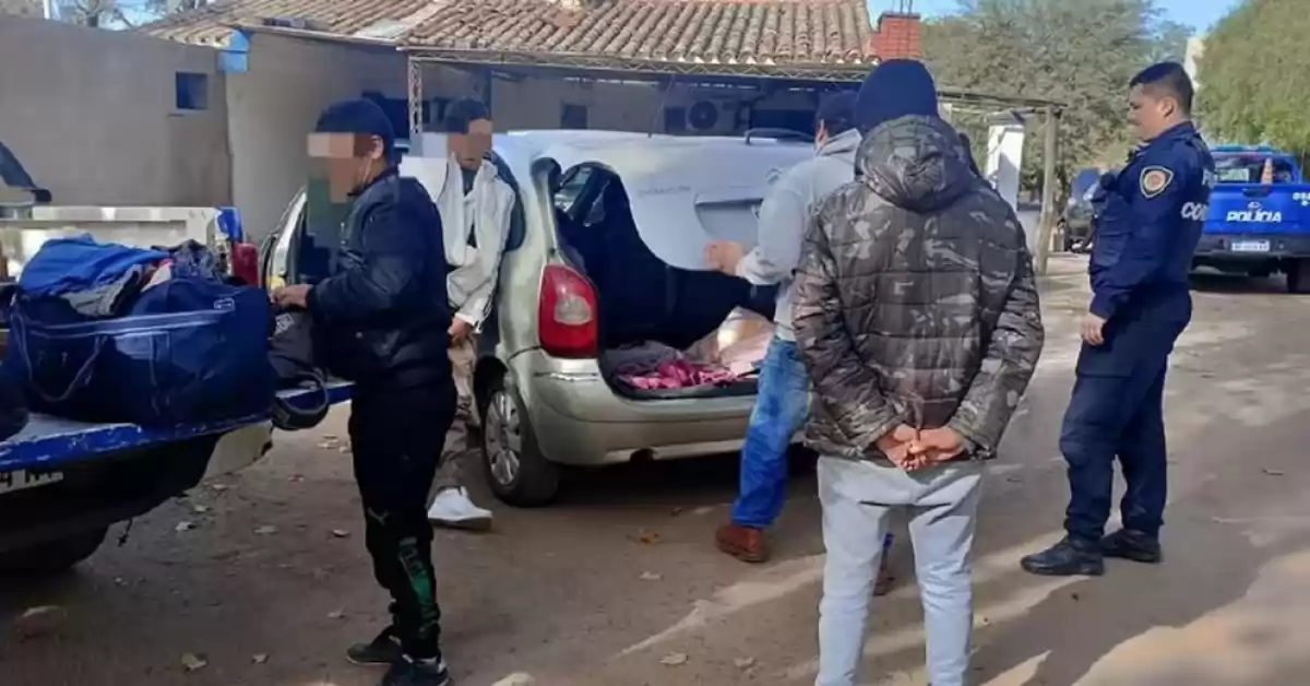 Un hombre manejó 200 kilómetros hasta Córdoba con su hija encerrada en el baúl del auto