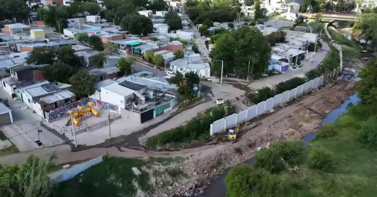 Avanzan las obras del Paseo Ribereño en Puerto San Martín