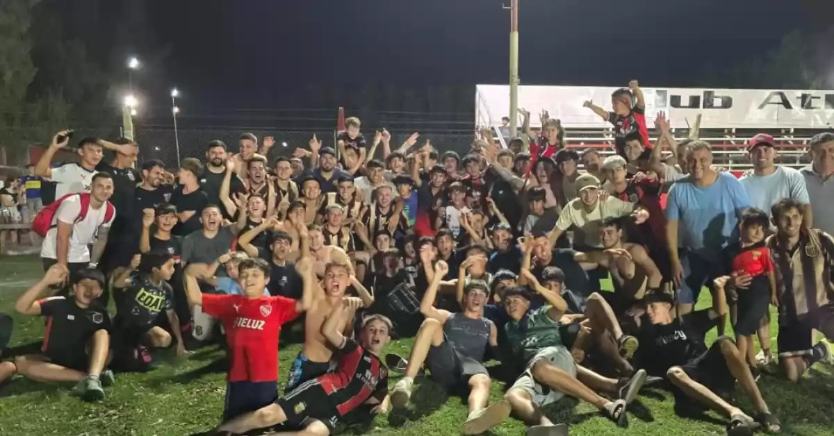 El Tricolor ganó y clasificó a semifinales de la Liga Sanlorencina 