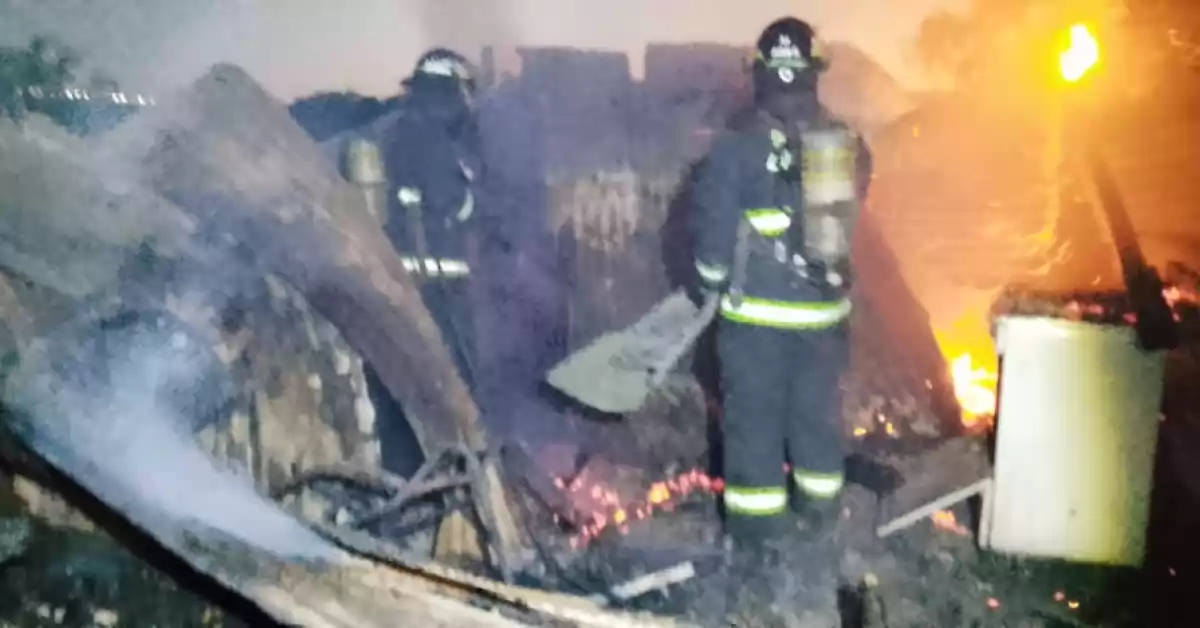 Incendio en una vivienda de San Lorenzo con pérdidas totales