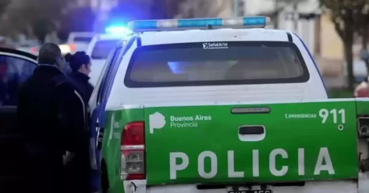 Un joven acusado de homicidio escapó durante su traslado de La Plata a Azul