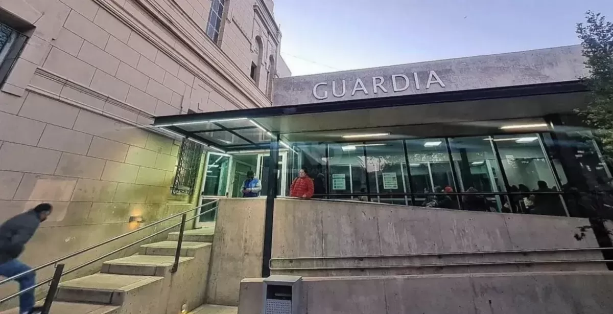 Policía embarazada fue baleada en la cabeza por su pareja, también agente, e investigan intento de femicidio