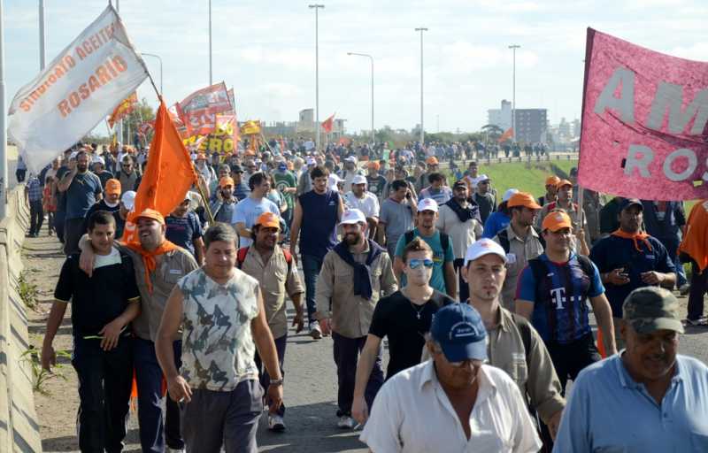 “No venimos a invadir ningún sindicato, venimos porque hay compañeros”