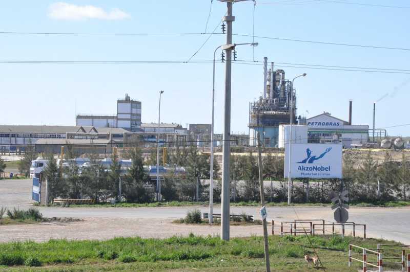 Un sujeto irrumpió en una empresa con un arma amenazando a los empleados