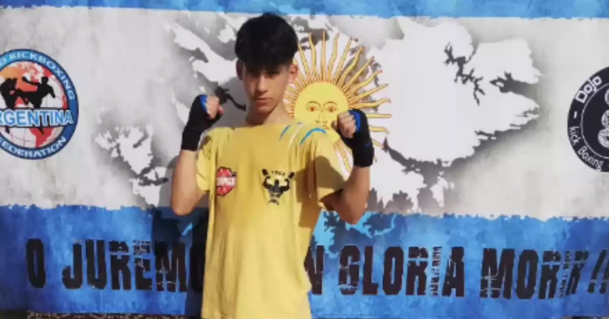 Alex Barreto sumó una medalla bronce en el WKC de Santiago de Chile 