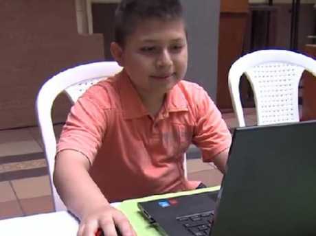 Un niño prodigio de 13 años ya terminó el secundario y quiere ir a la universidad