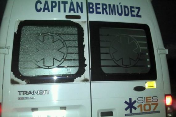 Dañan una ambulancia del SIES Capitán Bermúdez