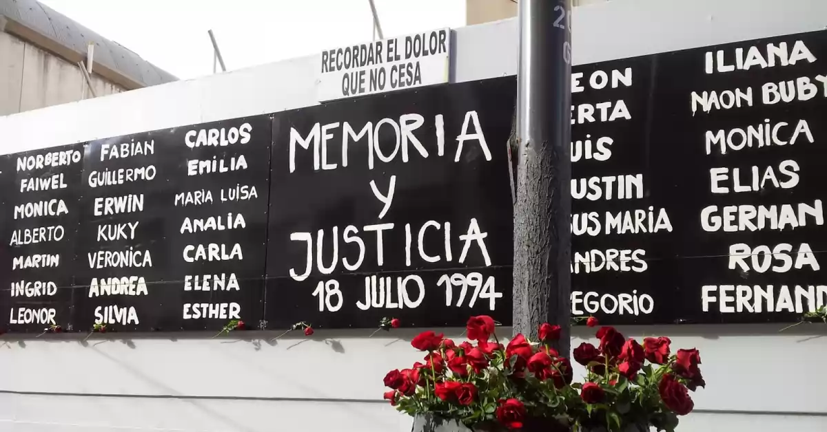 Argentina declara duelo nacional en memoria del atentado contra la AMIA