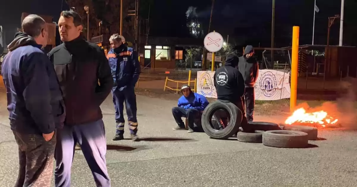 Supervisores aceiteros iniciaron medidas de protesta por reclamo salarial en Renova y Viterra