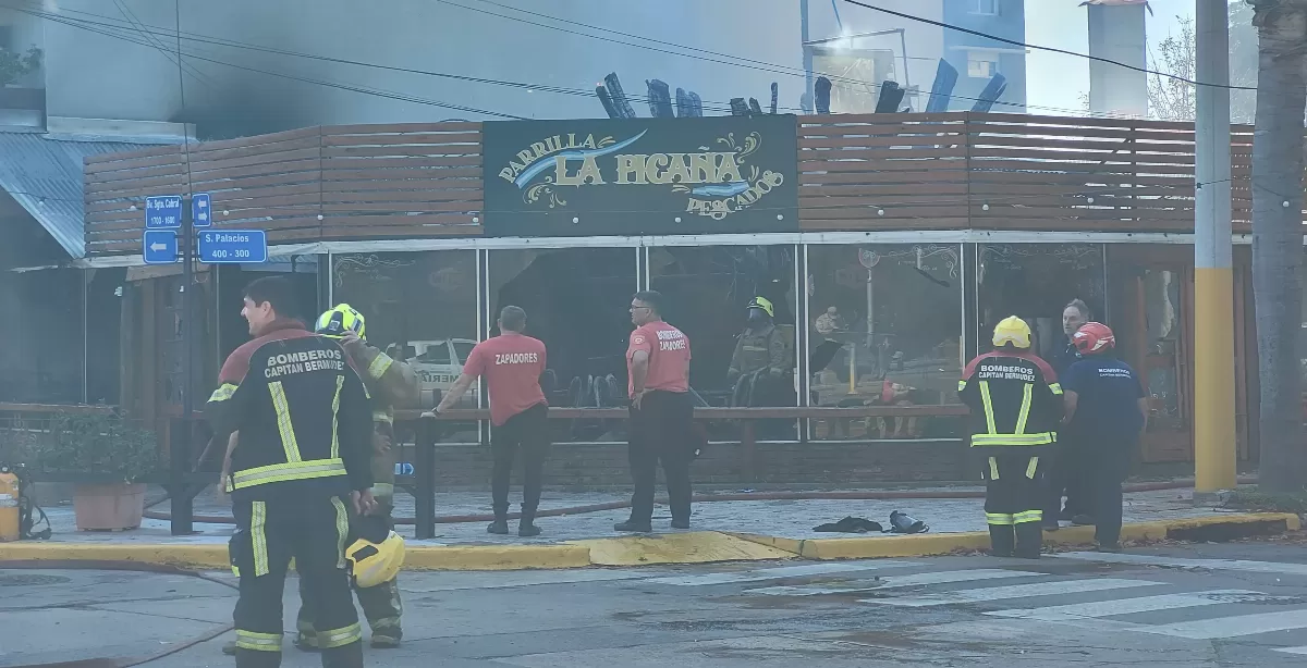 Pérdidas totales tras el incendio en “La Picaña”, la histórica parrilla de San Lorenzo