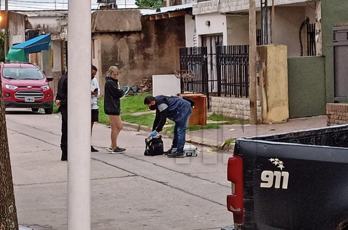 Feroz balacera: 40 tiros contra un domicilio de Capitán Bermúdez