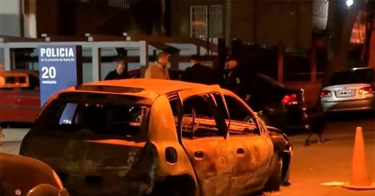 Rosario: balearon otra Comisaría y dejaron un mensaje amenazante dirigido al Servicio Penitenciario