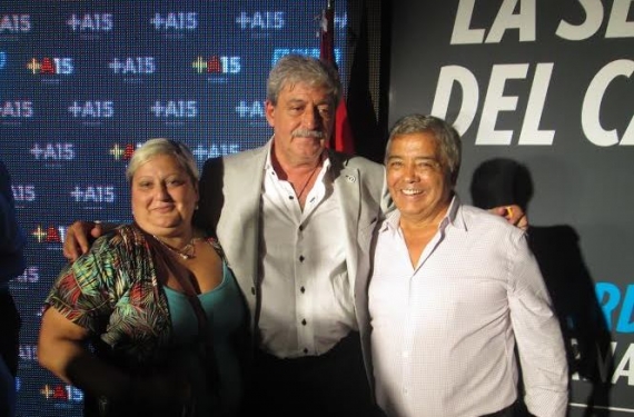 Eduardo Buzzi suma el apoyo de gremios rosarinos