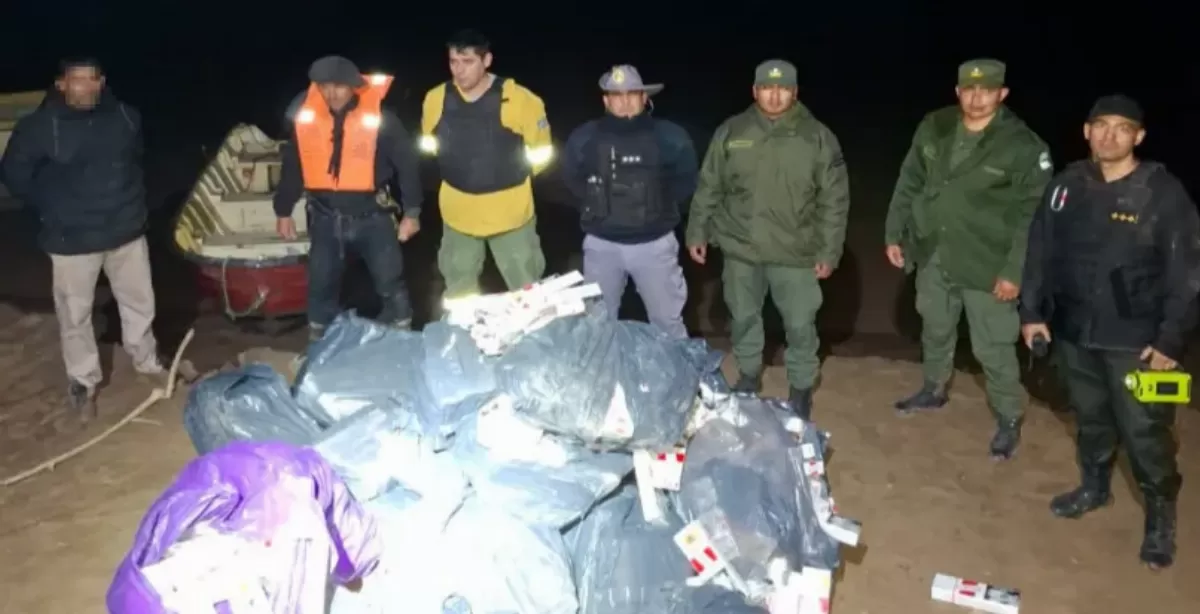 Chaco: encontraron a la vera del río casi 40 mil atados de cigarrillos de contrabando