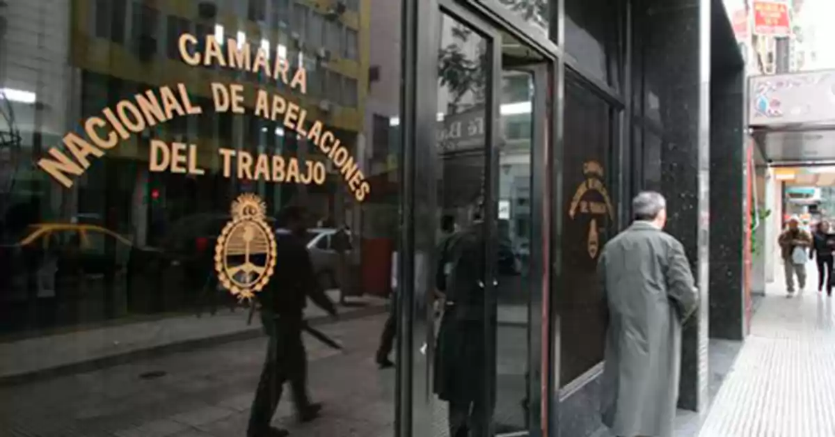 Cámara del Trabajo aplicó una medida cautelar a la reforma laboral del DNU de Milei