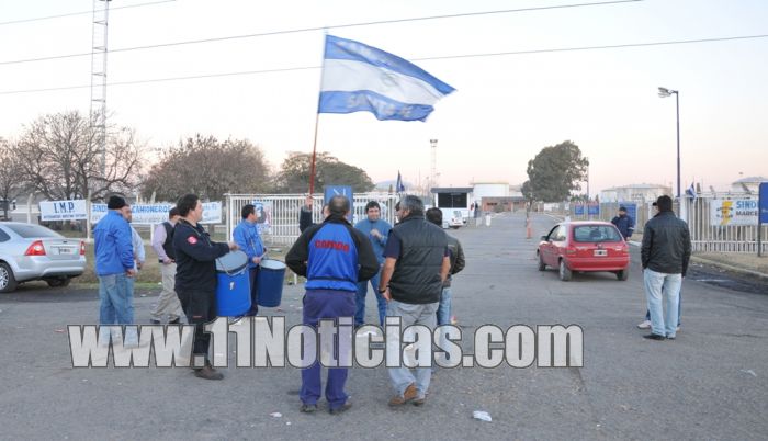 El Paro de Camioneros bloquea las plantas de San Lorenzo