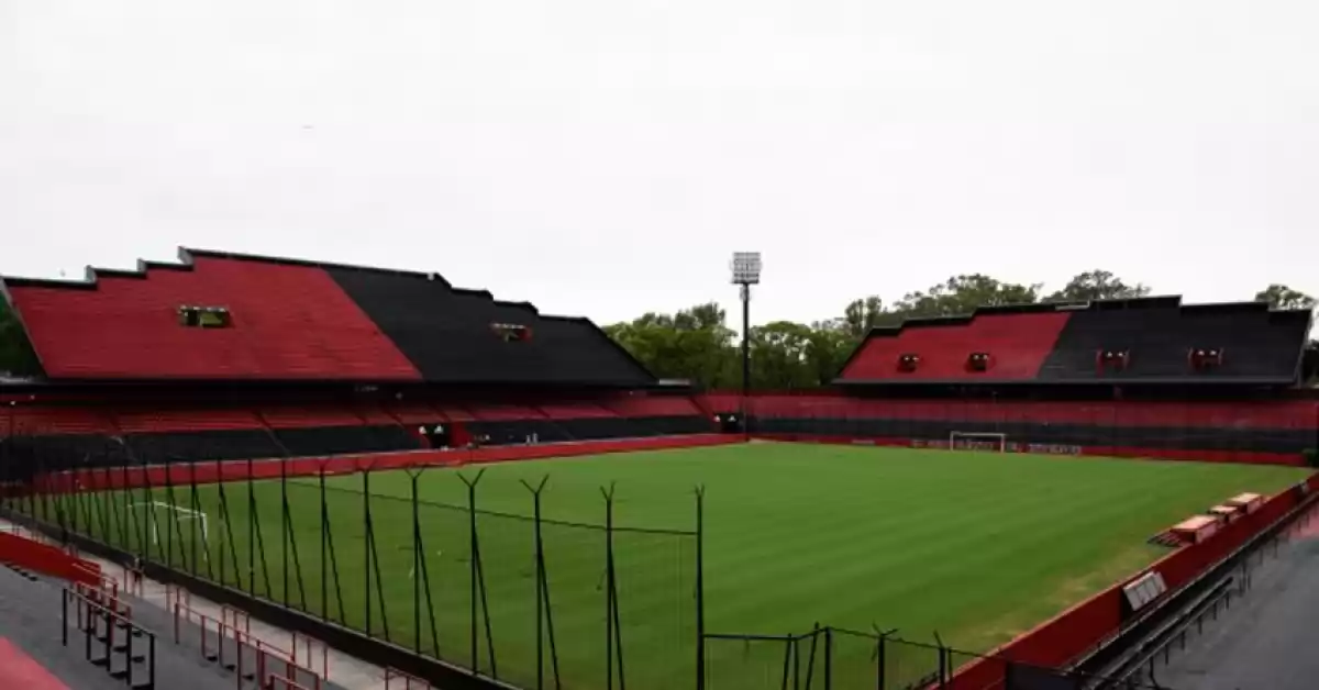 La Selección podría cerrar las Eliminatorias en la cancha de Newells 