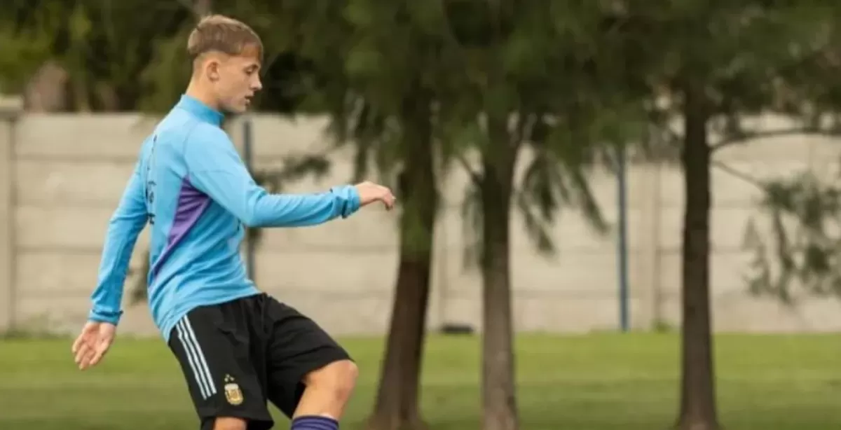 Santino De Ninis, el futbolista de Baigorria, fue convocado para dos amistosos con la Selección Sub15
