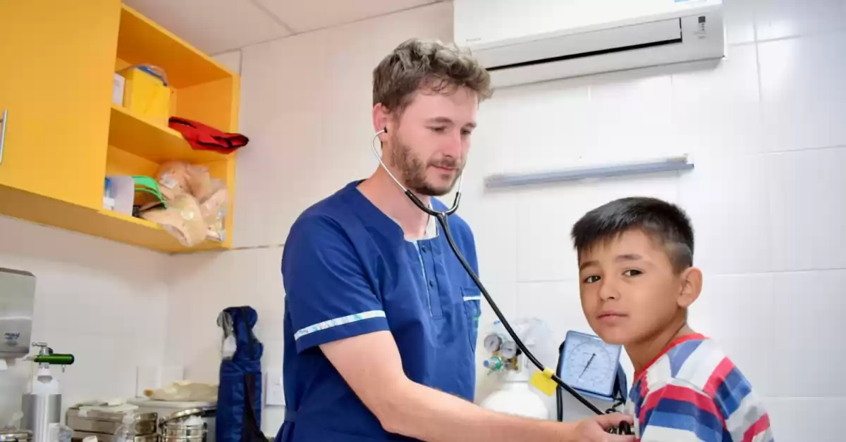 El Centro Médico 29 de Octubre ofrece el “Circuito Escolar” para hacer consultas médicas en un sólo día