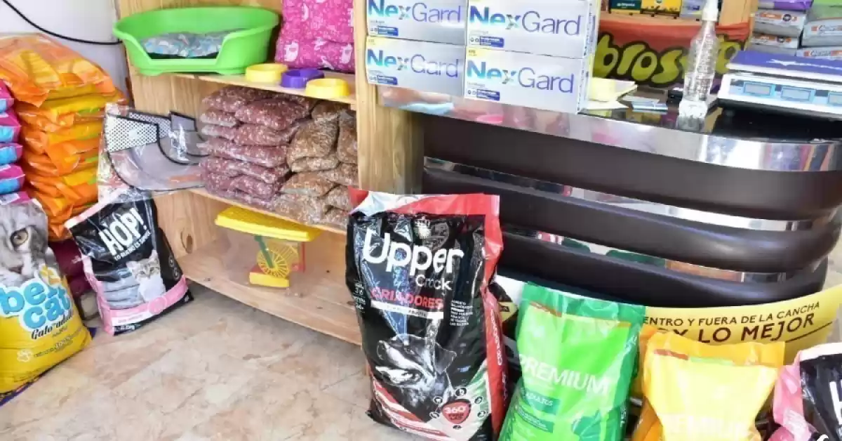 Un hombre fue detenido por robar comida para perros en San Lorenzo