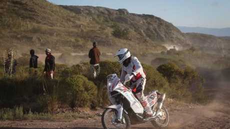 Falleció un motociclista polaco durante la tercera etapa