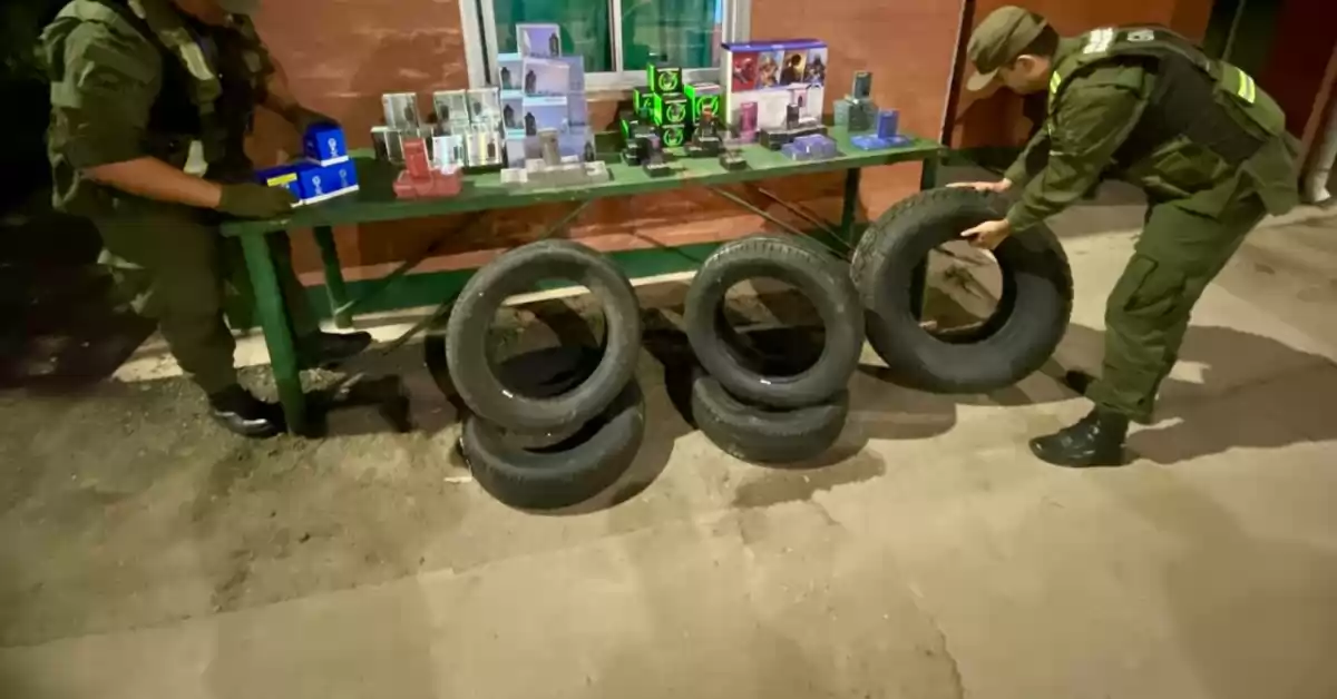 Chaco: decomisaron neumáticos, cigarrillos electrónicos y repuestos de contrabando en dos procedimientos