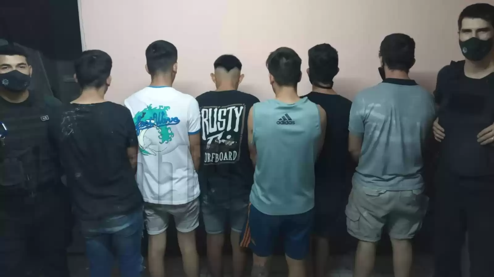 Seis jóvenes detenidos en Bermúdez tras disturbios por problemas familiares