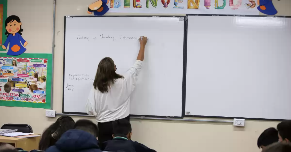 Asistencia Perfecta: la Provincia oficializó el premio para los docentes que no falten a trabajar