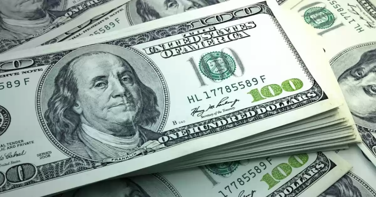 Cambios en el dólar tarjeta: Se pagará 25 por ciento extra cuando las compras superen los 300 dólares