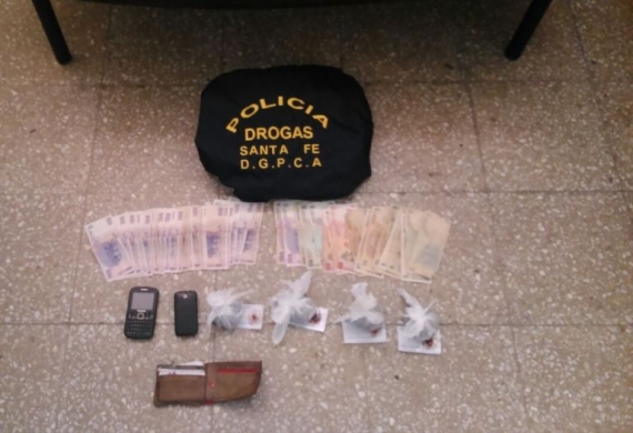 Santa Fe: En un operativo de control, logran detener a un hombre que portaba marihuana