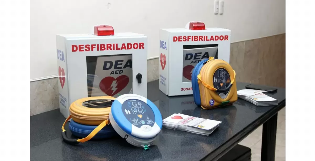 San Lorenzo sumará desfibriladores y destinará algunos a móviles de tránsito 