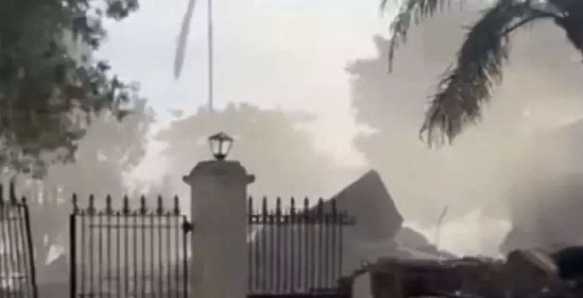 Se derrumbó la antigua torre de agua de la Cárcel de Coronda