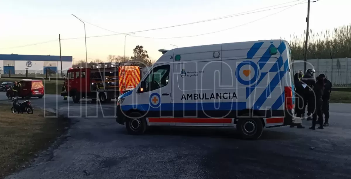 Tarde de martes accidentada en Bermúdez: dos siniestros viales, uno con un herido grave