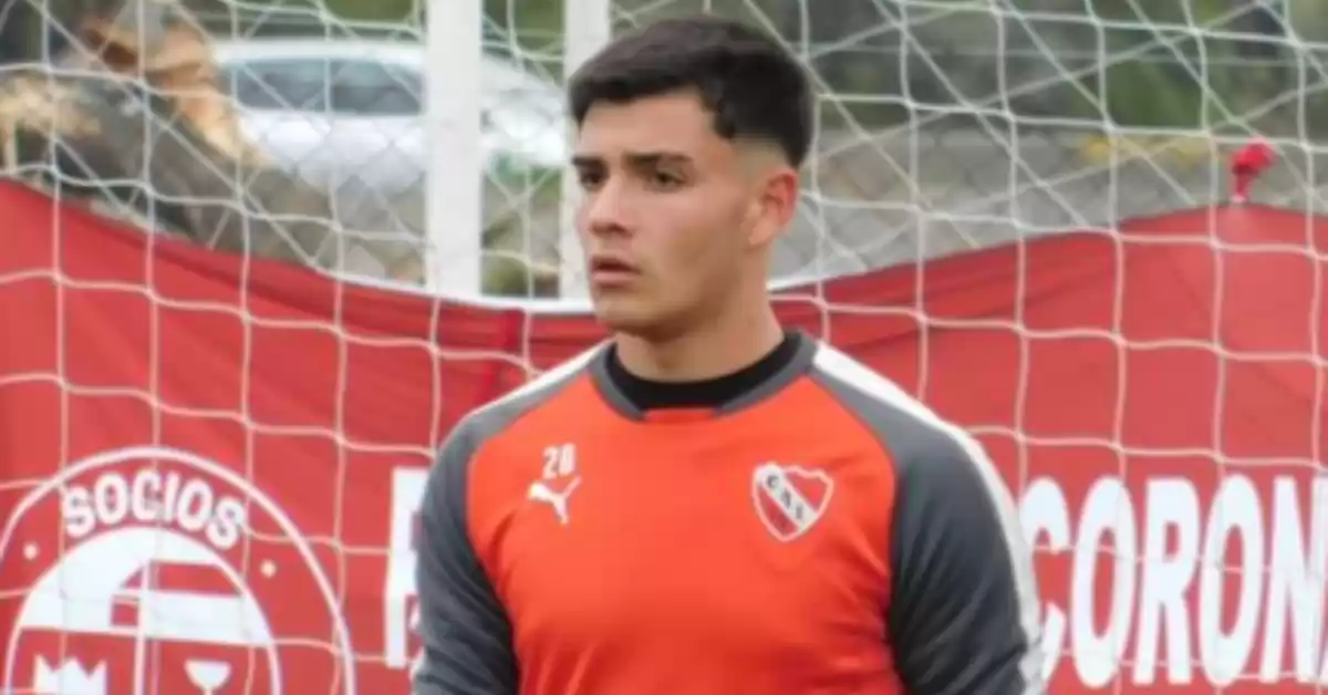 Fabricio Acosta, el baigorriense que la está rompiendo en el Rojo