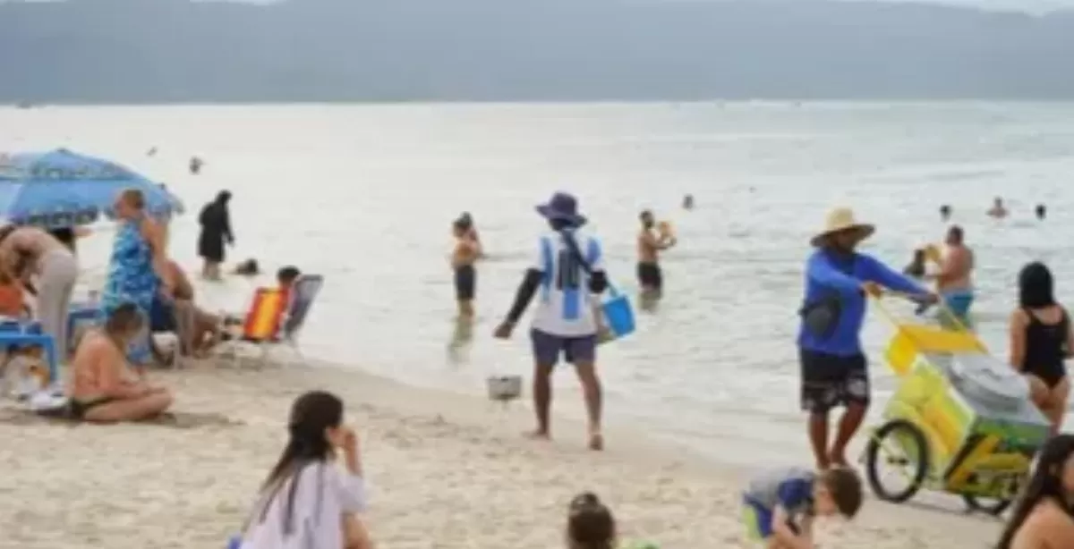 Temporada 2025: Menos turismo interno y más argentinos viajando al exterior