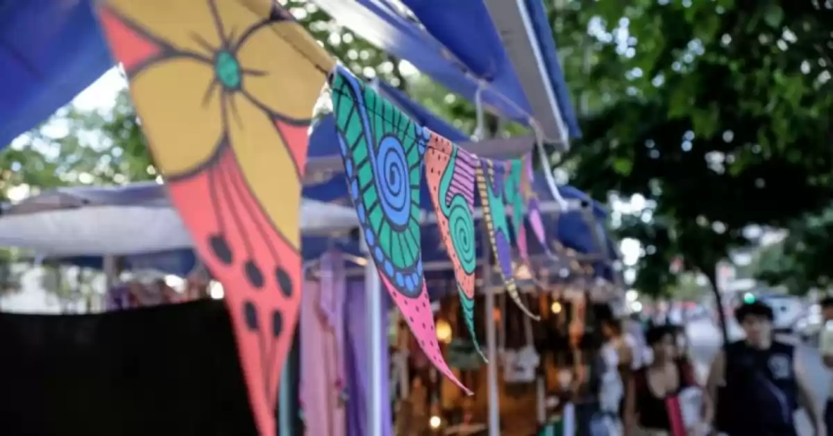En junio habrá tres ferias en Rosario y la noche de las peatonales