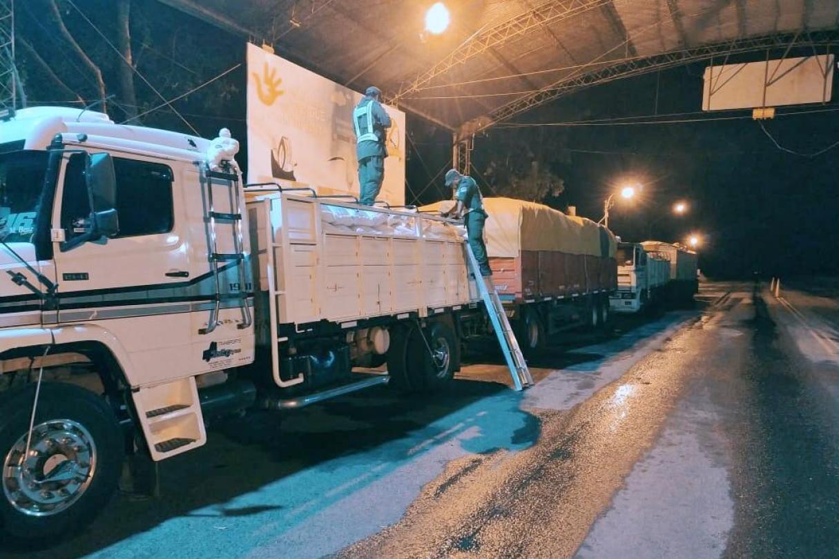 Gendarmería secuestró más de 400 toneladas de soja transportada de manera irregular