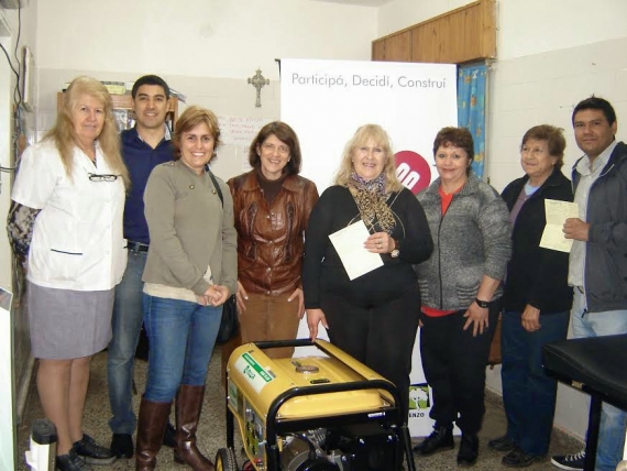El municipio equipa a centros de salud con generadores eléctricos
