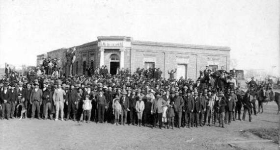 El próximo lunes será feriado administrativo