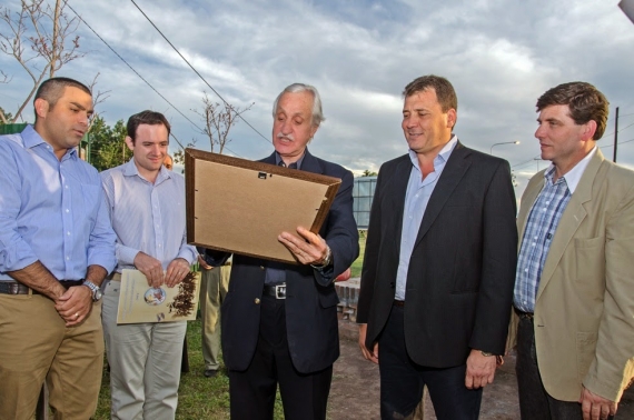 Se inauguró la plazoleta Arturo Umberto Illia