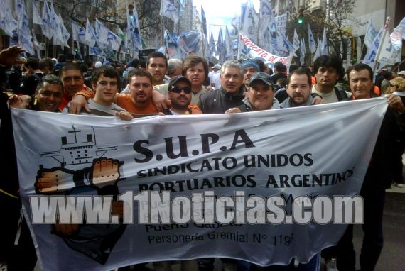 Gremios de la región dieron el presente en el acto de Moyano