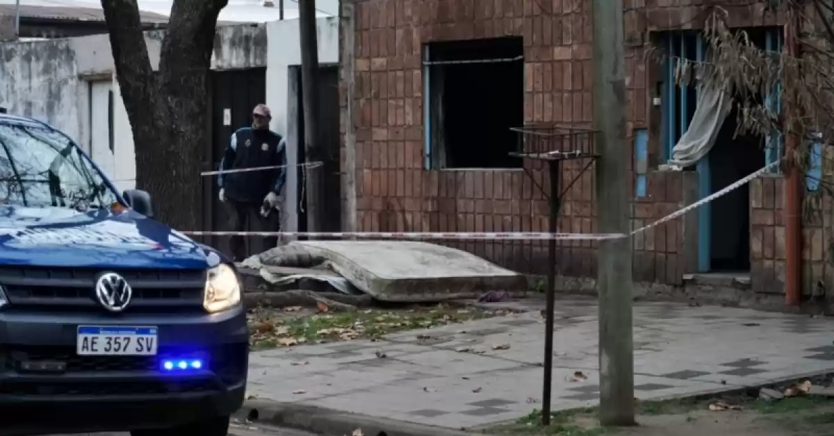 Un hombre de 90 años murió al incendiarse su casa en Rosario